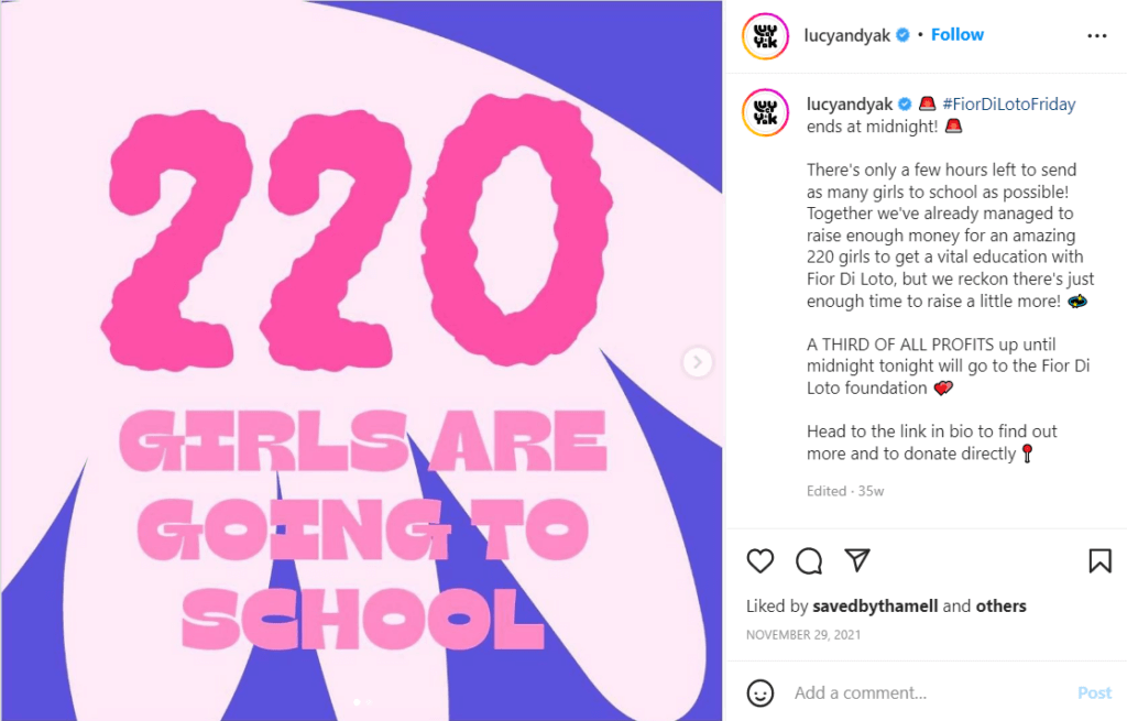 Image of an instagram screenshot showing '220' written in big pink letters with blue triangles and a lighter pink background. To the right there are customer comments to show engagement and represent great black friday campaigns